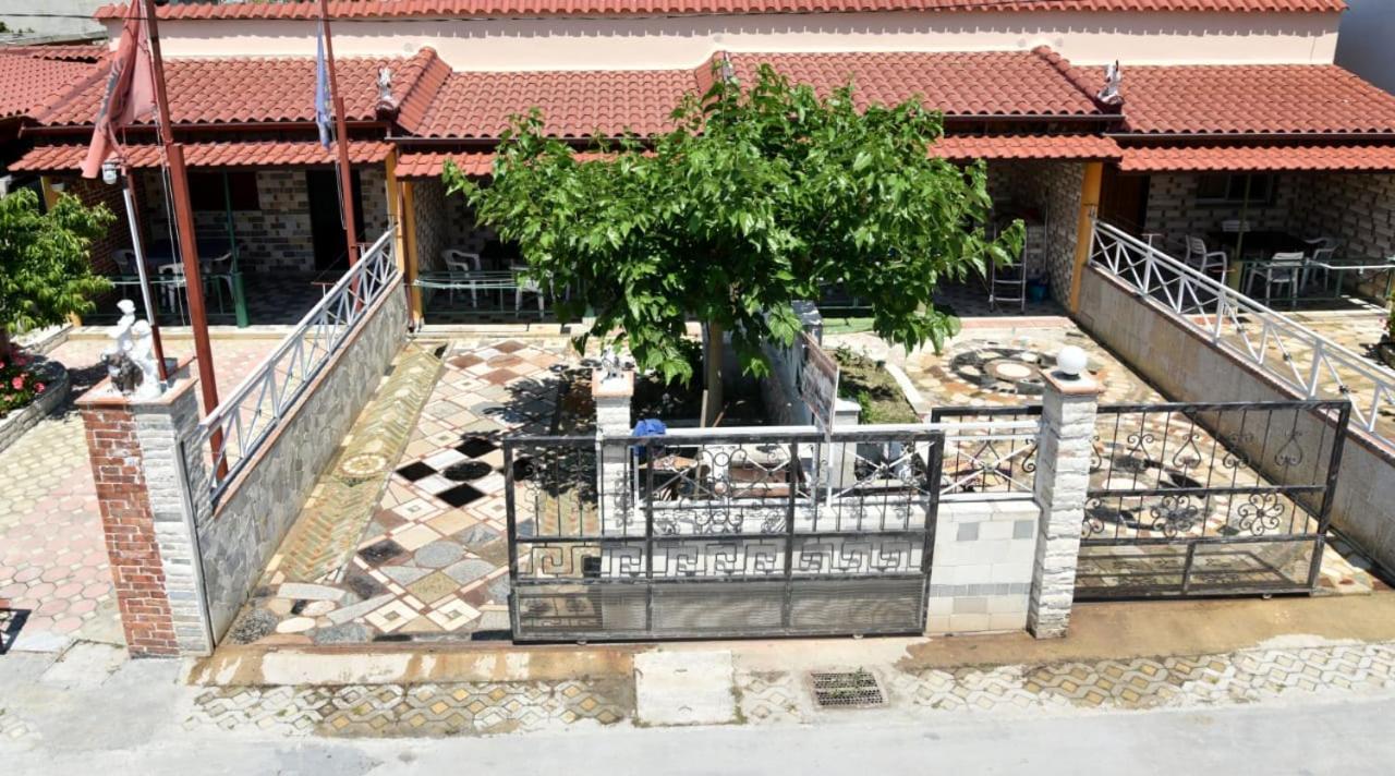 Villas Apartments Shahaj Vlorë 外观 照片