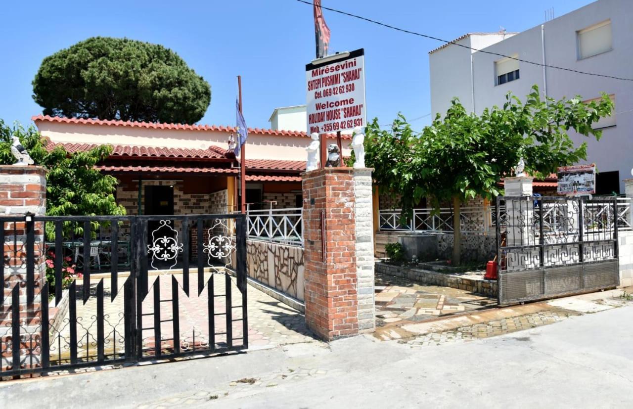 Villas Apartments Shahaj Vlorë 外观 照片