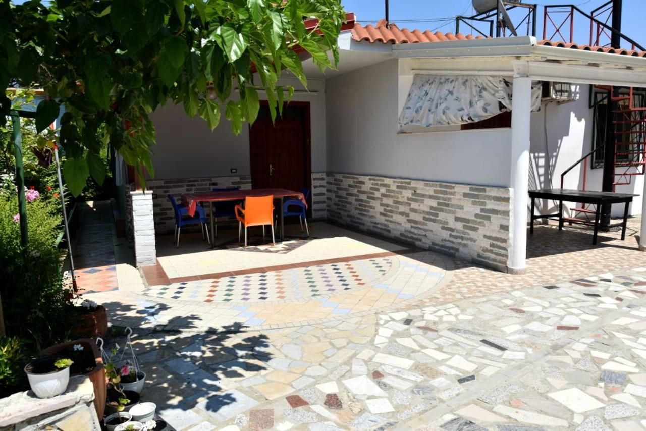 Villas Apartments Shahaj Vlorë 外观 照片
