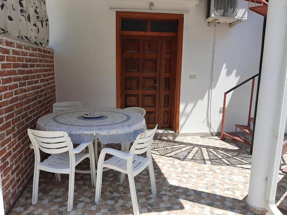 Villas Apartments Shahaj Vlorë 外观 照片