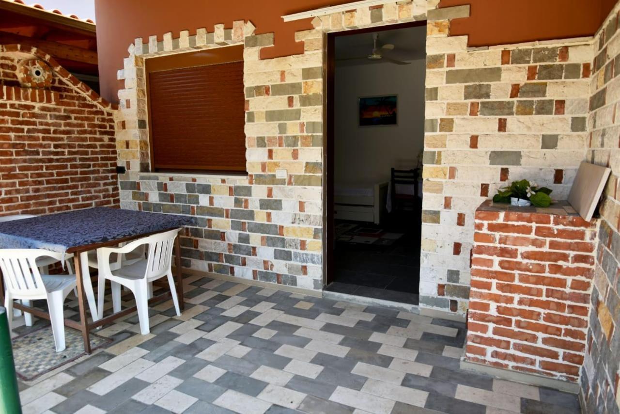 Villas Apartments Shahaj Vlorë 外观 照片