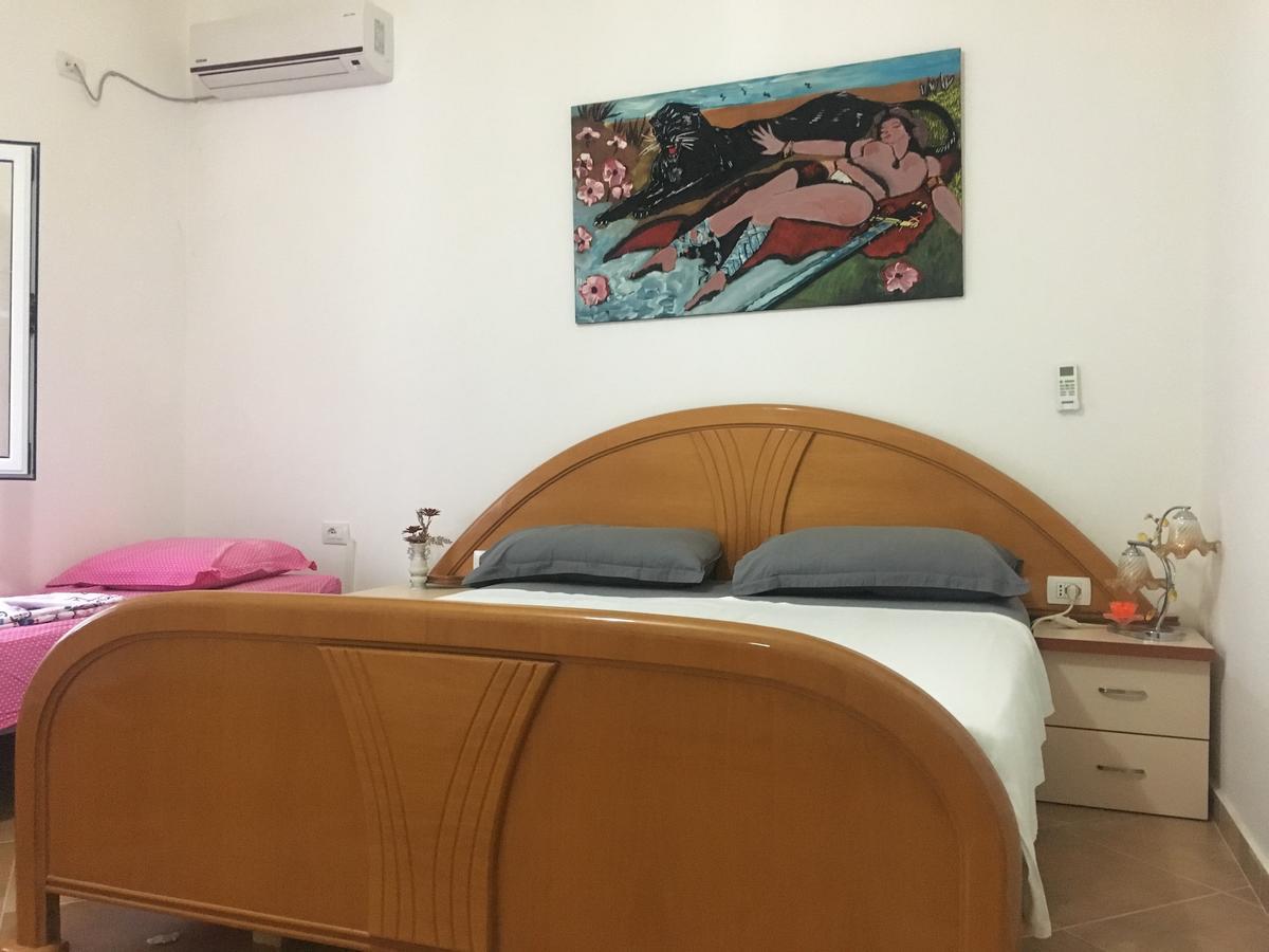 Villas Apartments Shahaj Vlorë 外观 照片