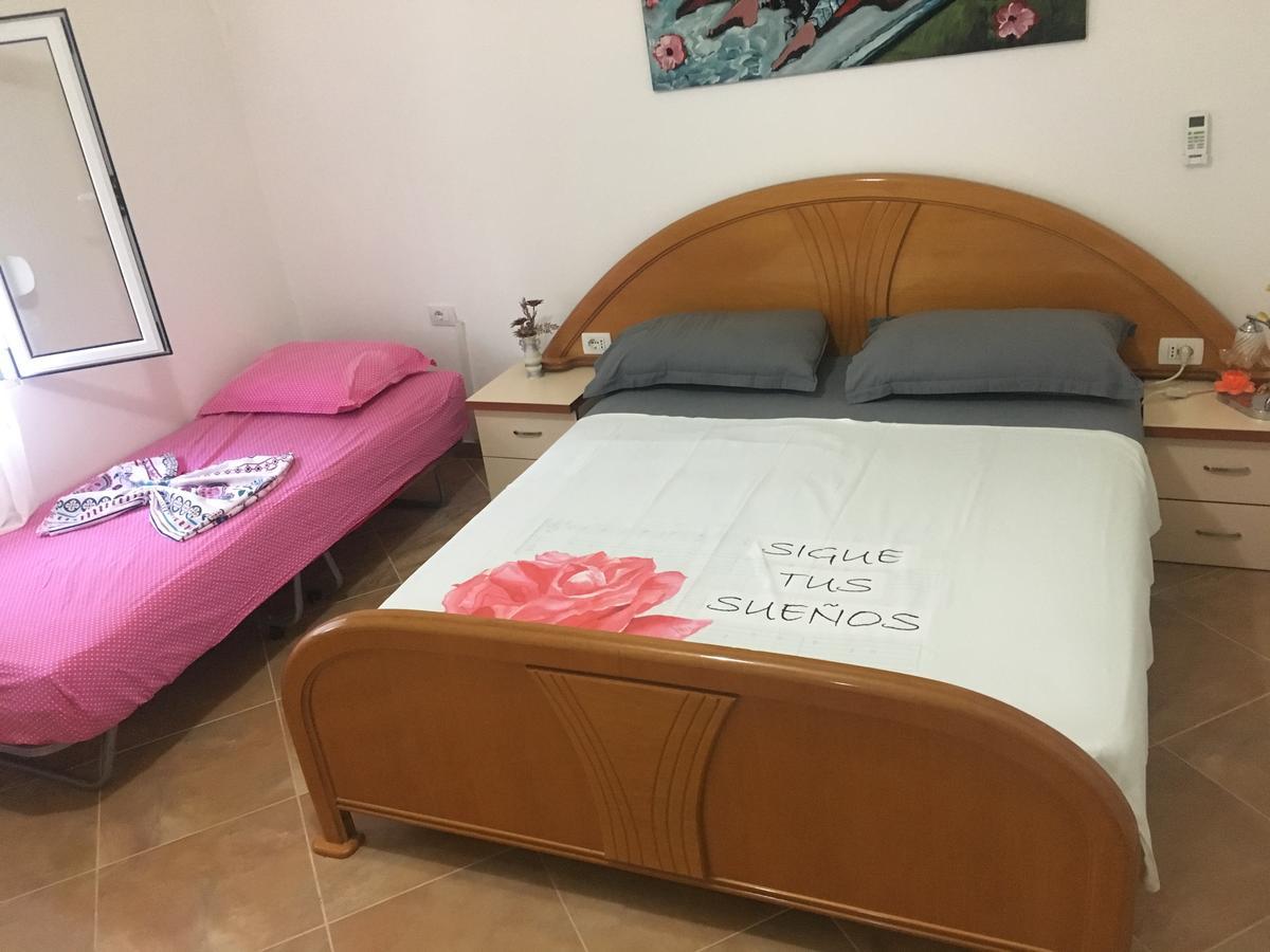 Villas Apartments Shahaj Vlorë 外观 照片
