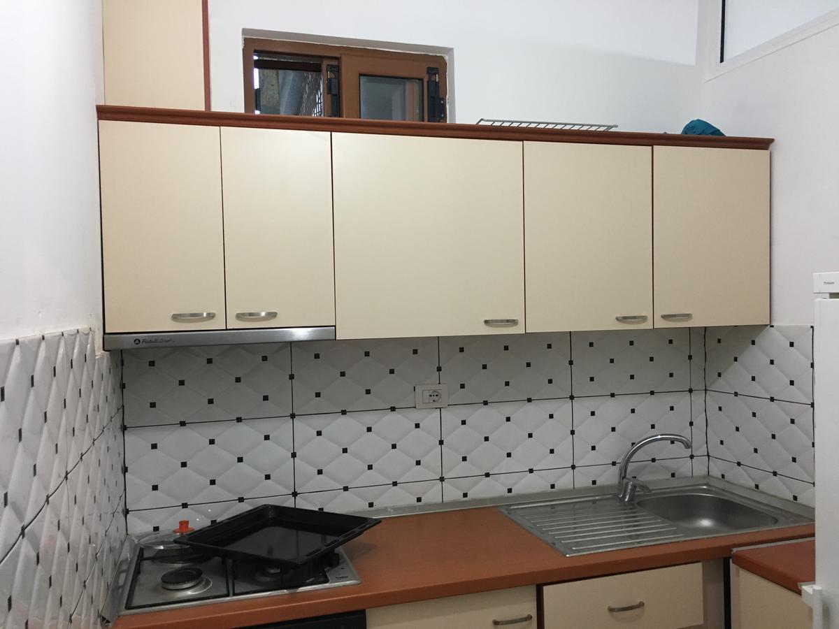 Villas Apartments Shahaj Vlorë 外观 照片