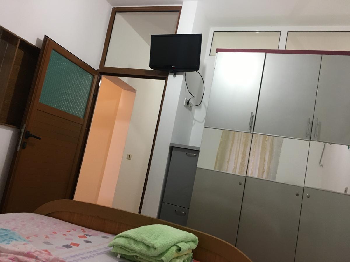 Villas Apartments Shahaj Vlorë 外观 照片