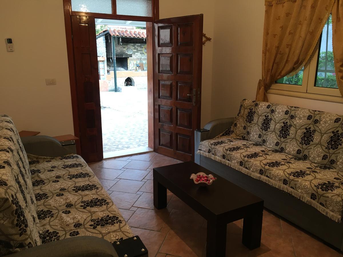Villas Apartments Shahaj Vlorë 外观 照片