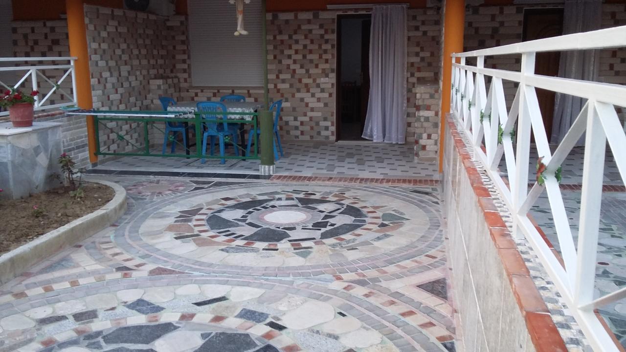 Villas Apartments Shahaj Vlorë 外观 照片