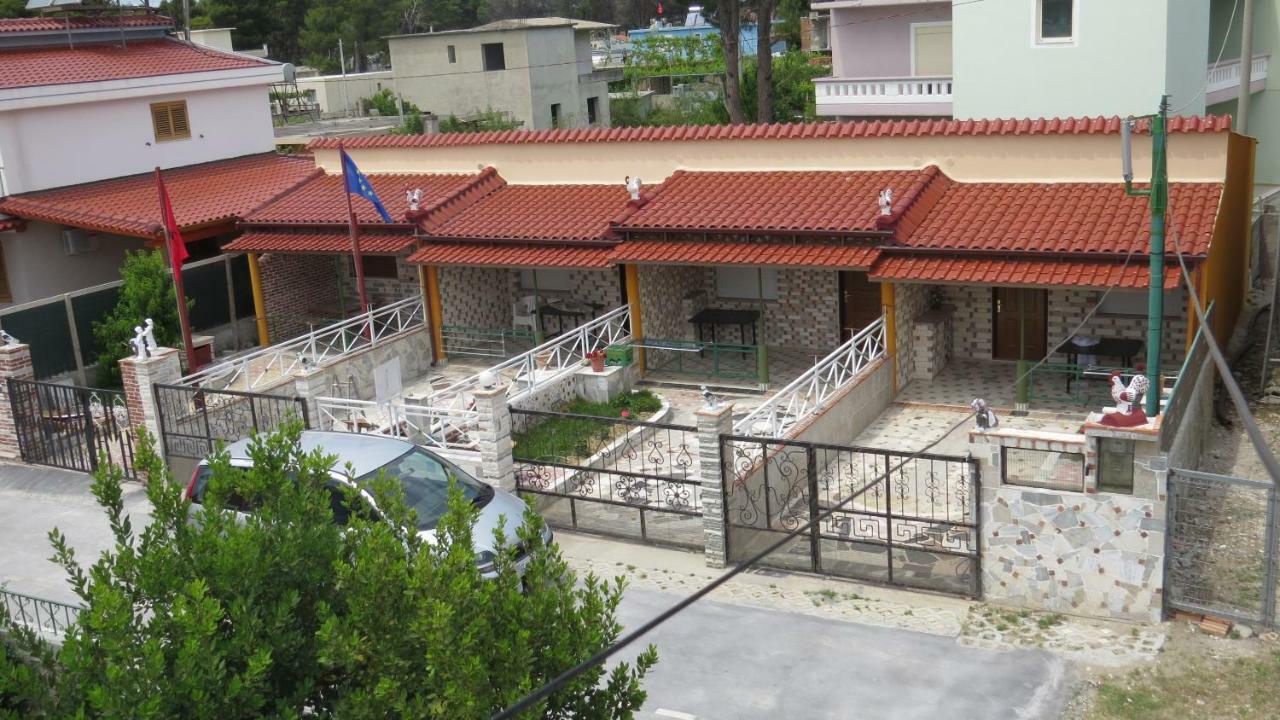 Villas Apartments Shahaj Vlorë 外观 照片